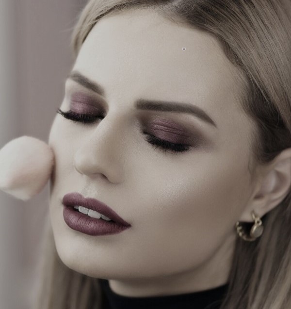 Make-up creativity by Chattitude